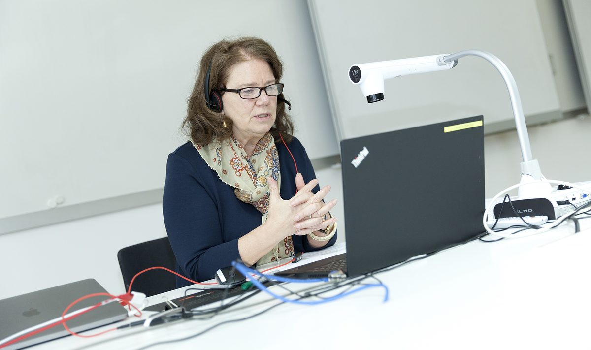 Frau Urick 3